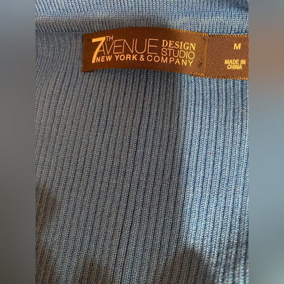 New York & Company Women’s Flare-Sleeve Sweater – Blue & White, Medium - Picture 5 of 5